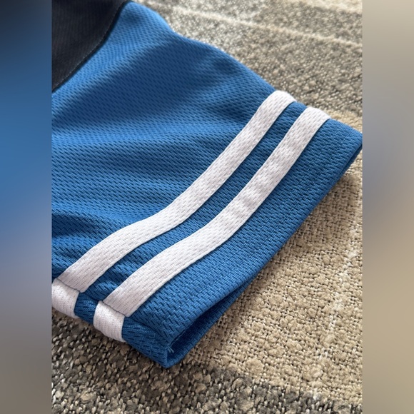 NFL Kids Blue and Black Lions Jersey EUC M 8/10 - Picture 5 of 6